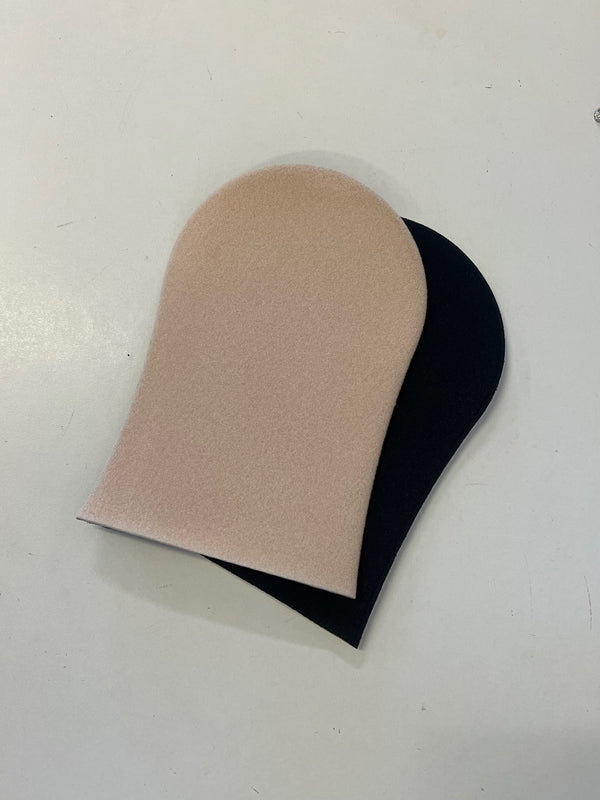 Iconic Tan Tanning Mitt